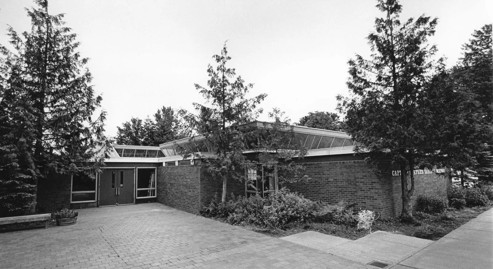 Sanislo Elementary, photographed 2000